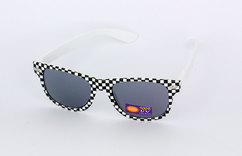 Sort-hvid wayfarer børne solbrille - Design nr. 1087