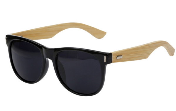Wayfarer solbrille i sort med bambus - Design nr. 3046
