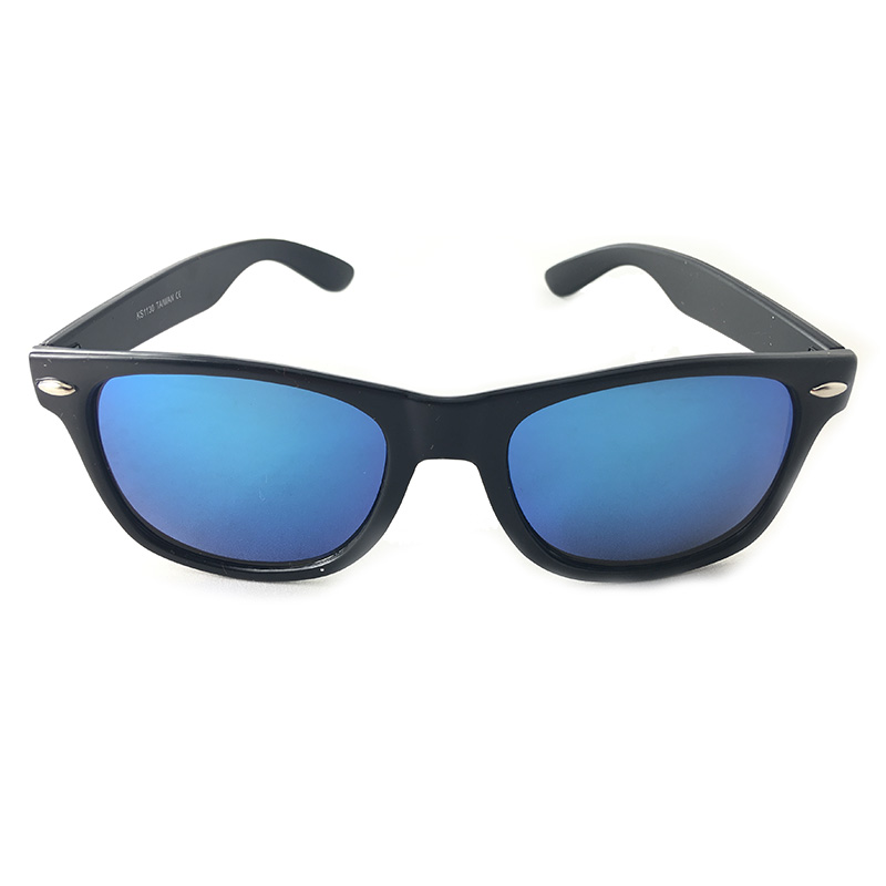 Wayfarer solbrille m/ blåligt multiglas