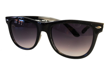 Sort wayfarer med alm. solbrilleglas - Design nr. 493
