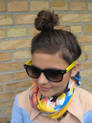 Sort wayfarer solbrille med gul - wayfarer-solbriller.dk - billede 2