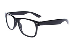 Wayfarer i sort med klart glas uden styrke